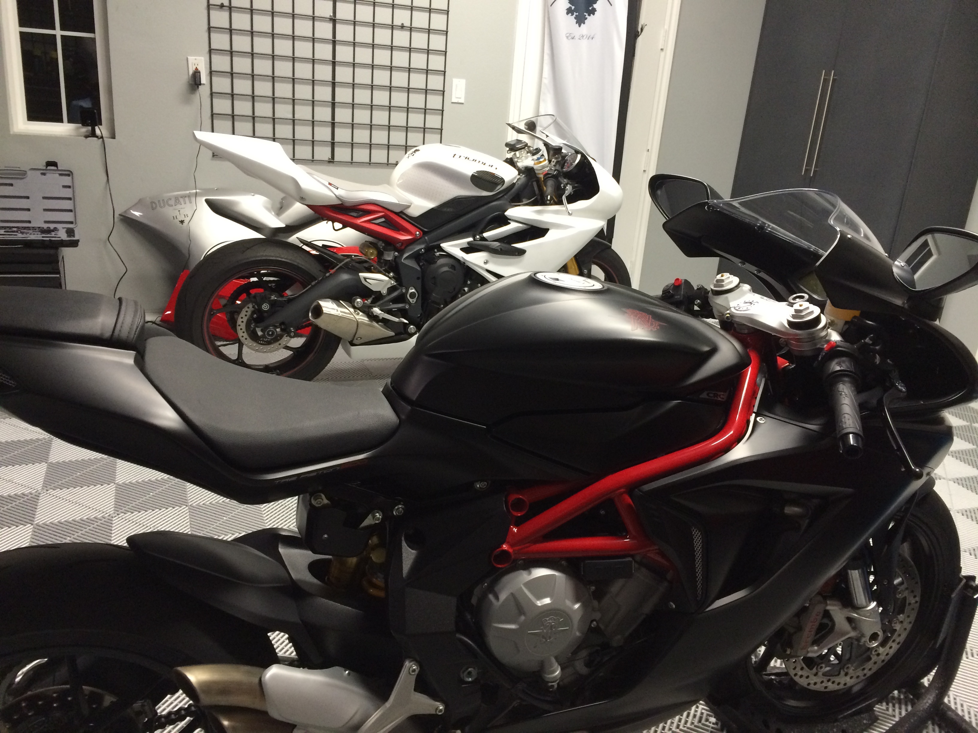 2015 MV Agusta F3 photo 32